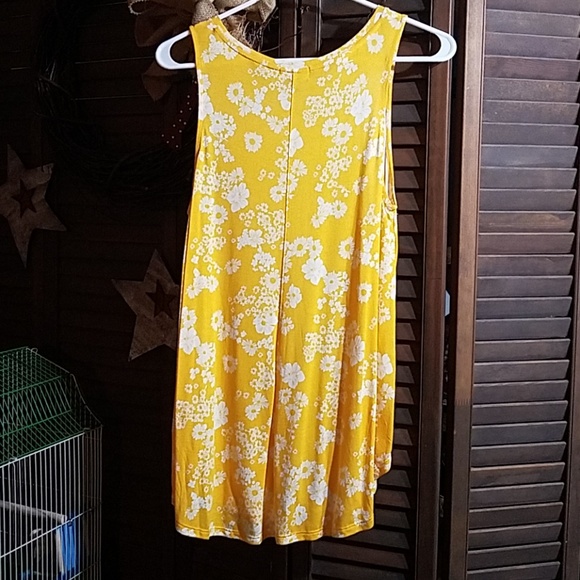 Tank top - Picture 2 of 4